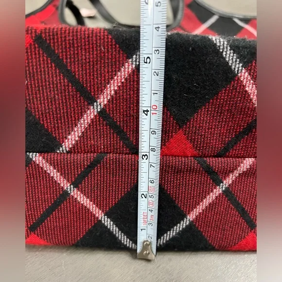 NWT Victoria’s Secret monogram plaid tote bag - Picture 9 of 9